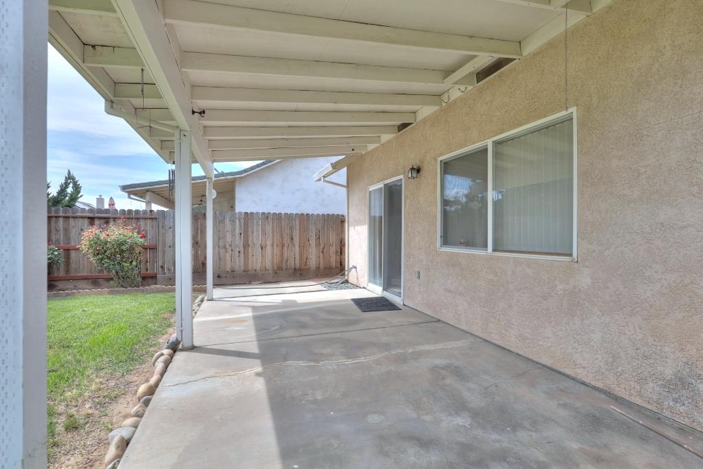 3732 Incline Way, Riverbank, CA 95367