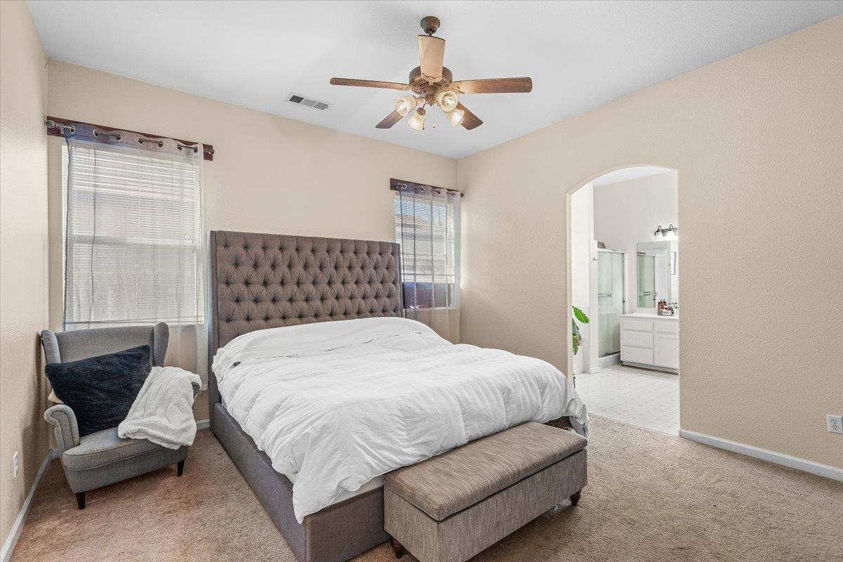 623 John Roos, Ripon, CA 95366