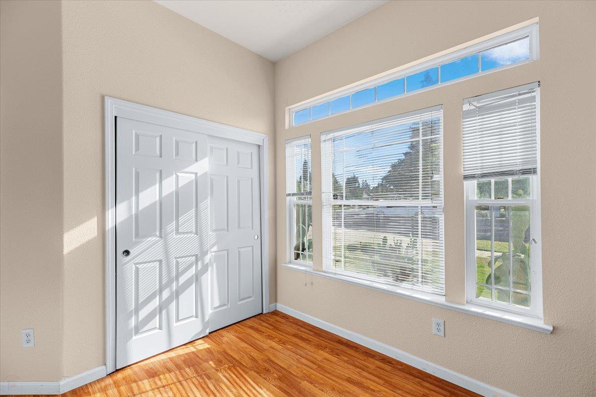 623 John Roos, Ripon, CA 95366