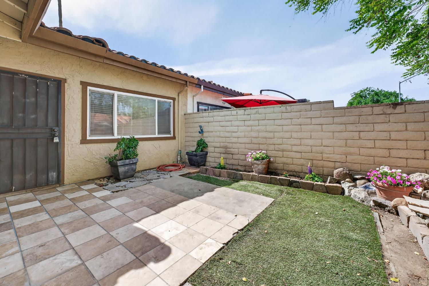 2104 Sharon Way, Modesto, CA 95350