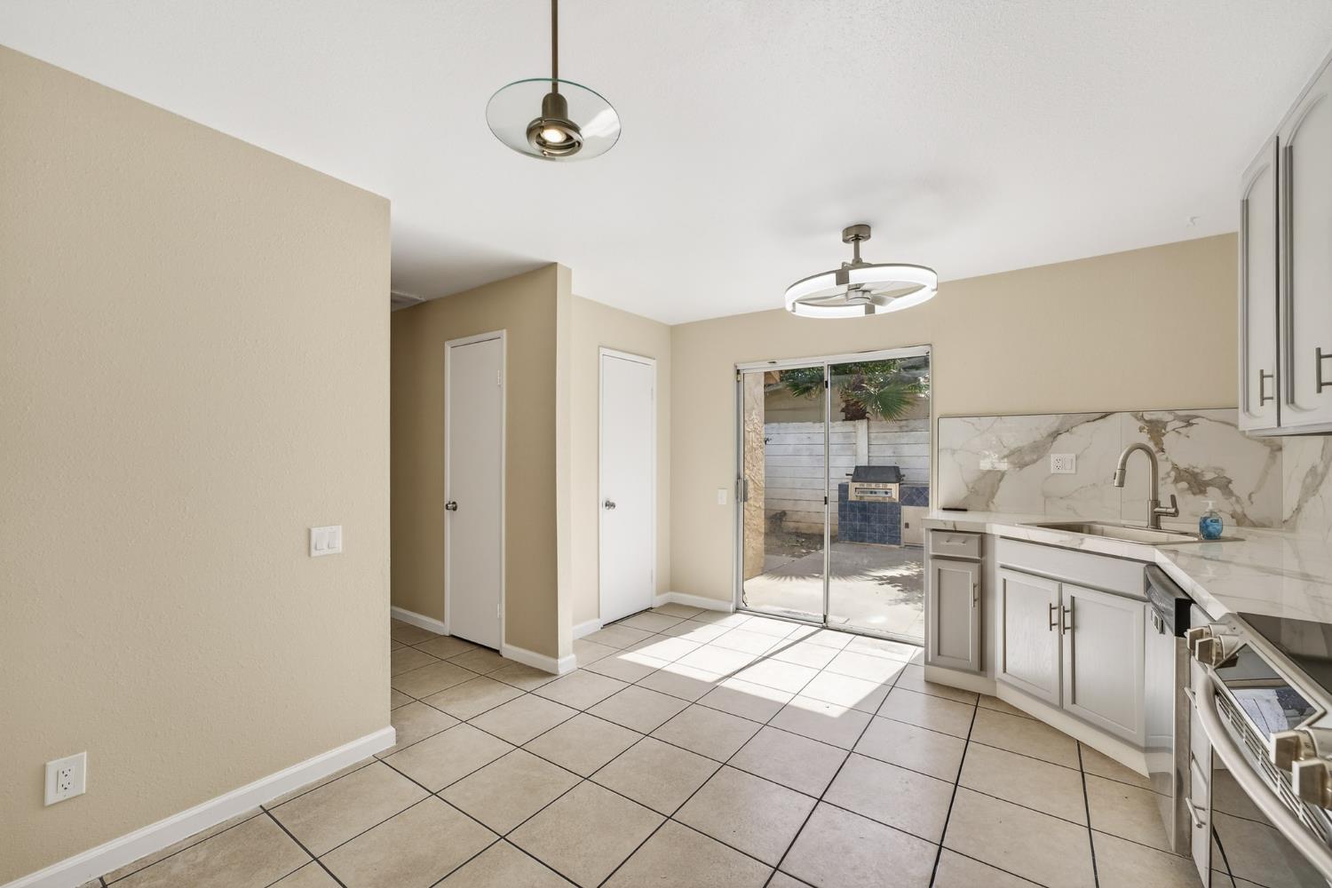 2104 Sharon Way, Modesto, CA 95350