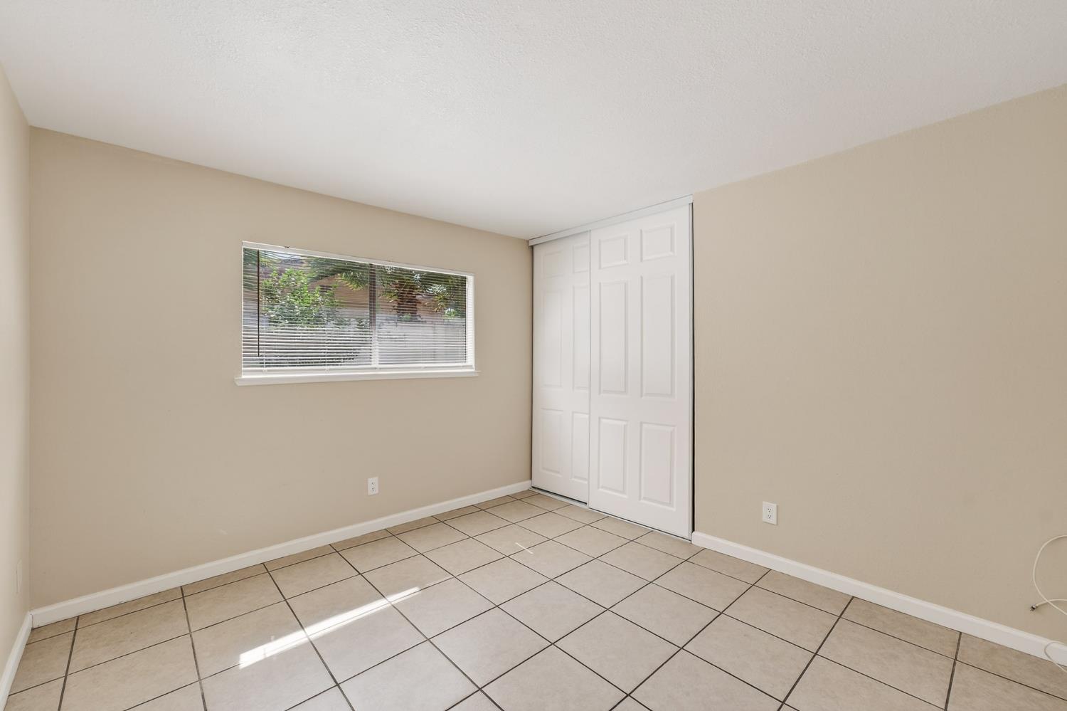 2104 Sharon Way, Modesto, CA 95350