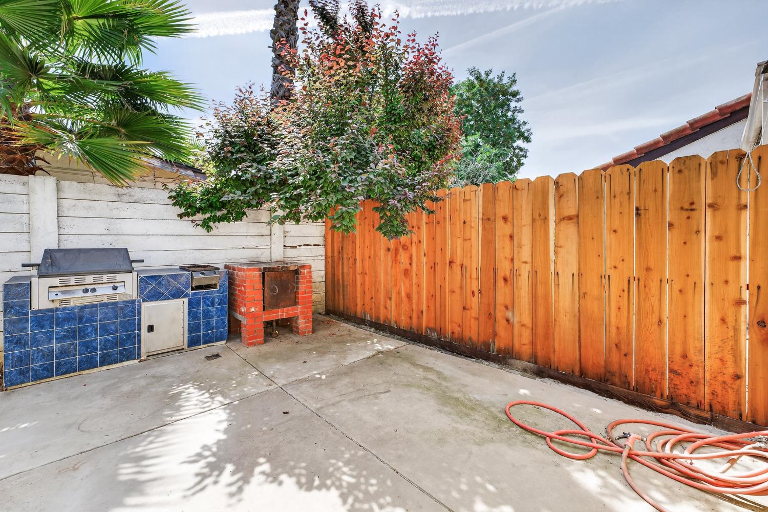 2104 Sharon Way, Modesto, CA 95350