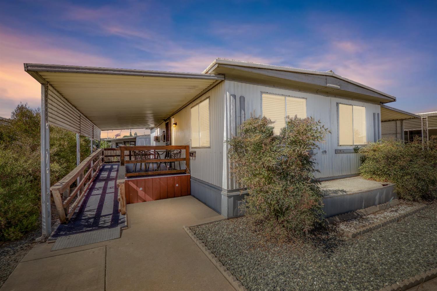 2505 Jackson Ave #179, Escalon, CA 95320