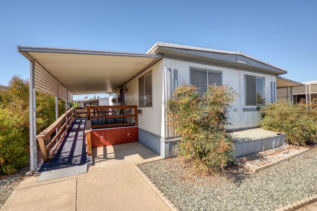 2505 Jackson Ave #179, Escalon, CA 95320