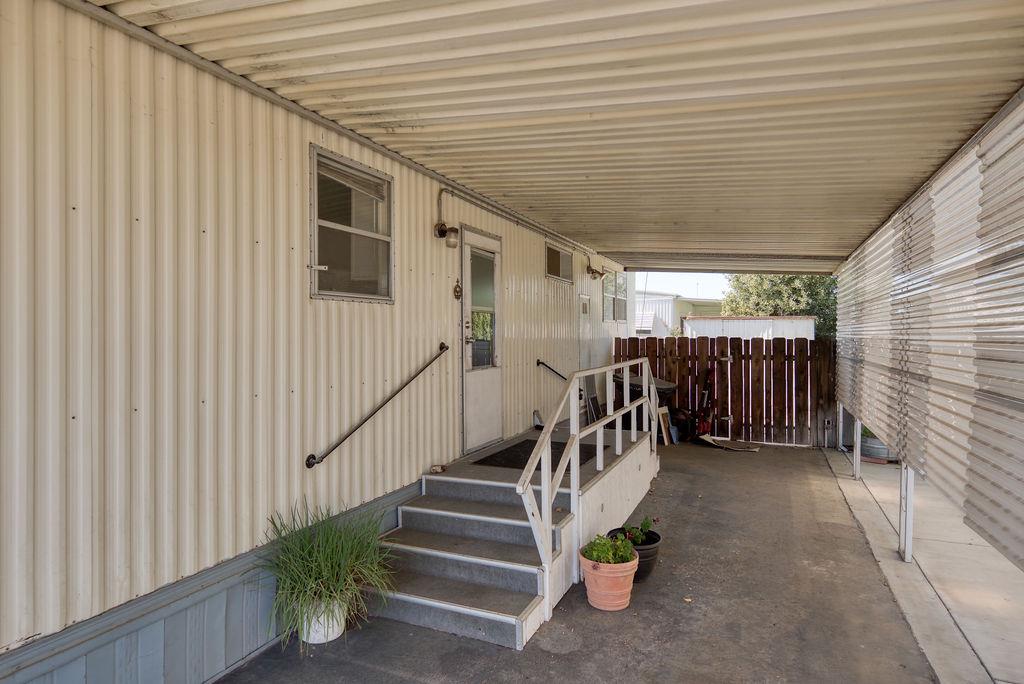 2505 Jackson Ave #179, Escalon, CA 95320