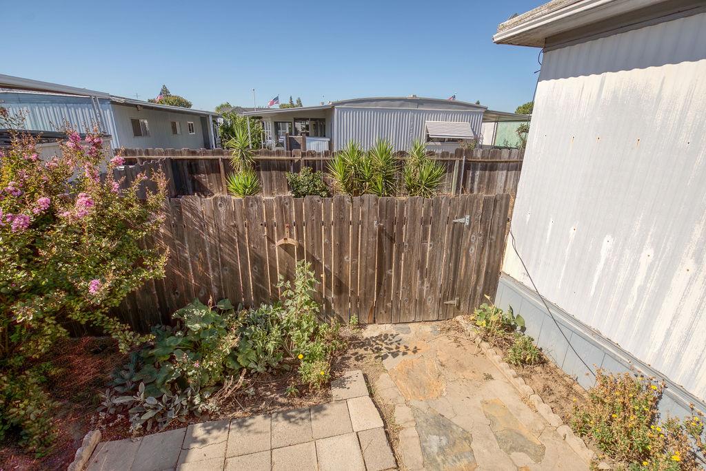 2505 Jackson Ave #179, Escalon, CA 95320