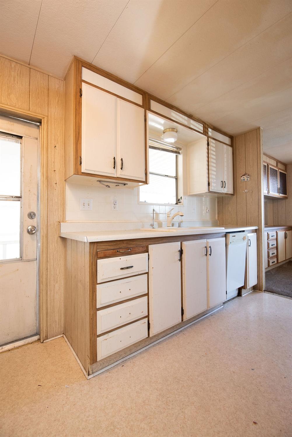 2505 Jackson Ave #179, Escalon, CA 95320