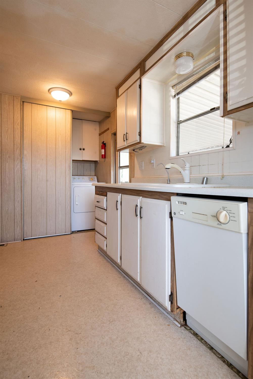 2505 Jackson Ave #179, Escalon, CA 95320