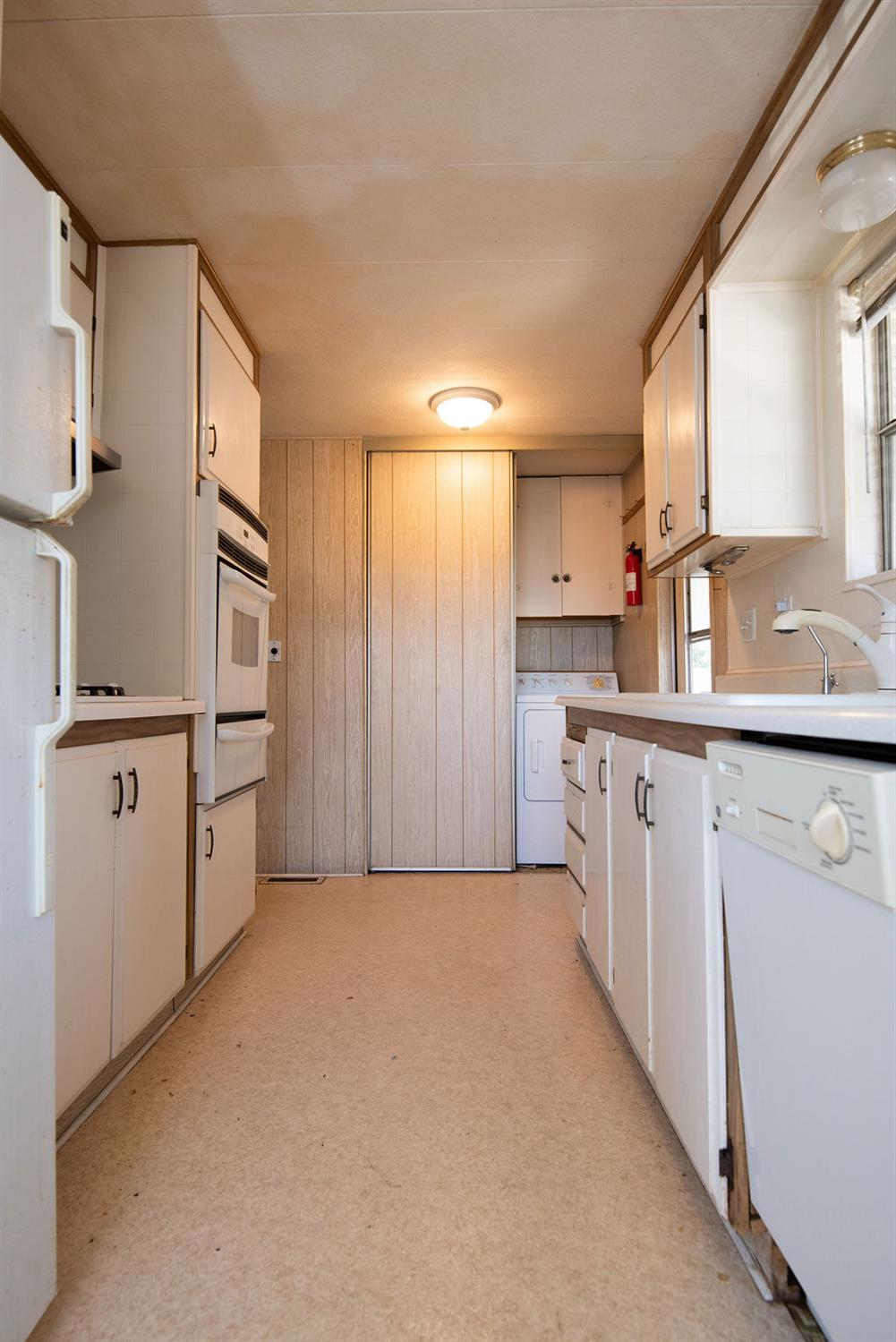 2505 Jackson Ave #179, Escalon, CA 95320