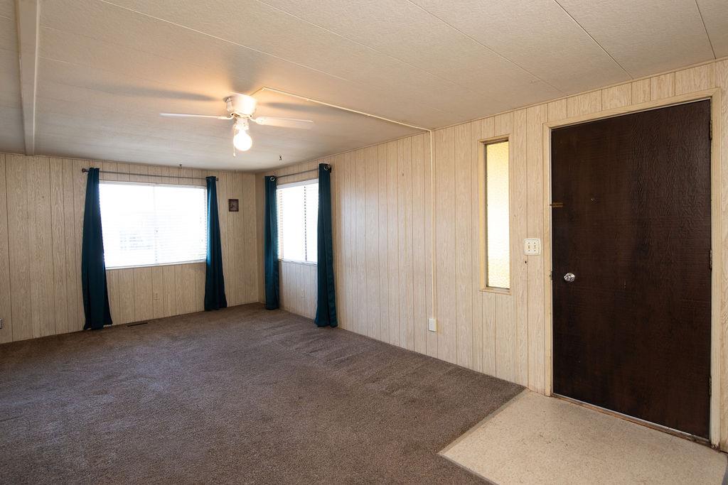 2505 Jackson Ave #179, Escalon, CA 95320