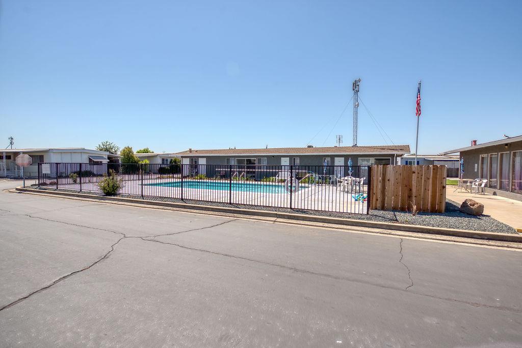 2505 Jackson Ave #179, Escalon, CA 95320