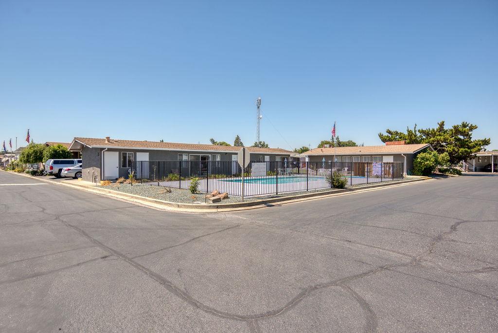 2505 Jackson Ave #179, Escalon, CA 95320