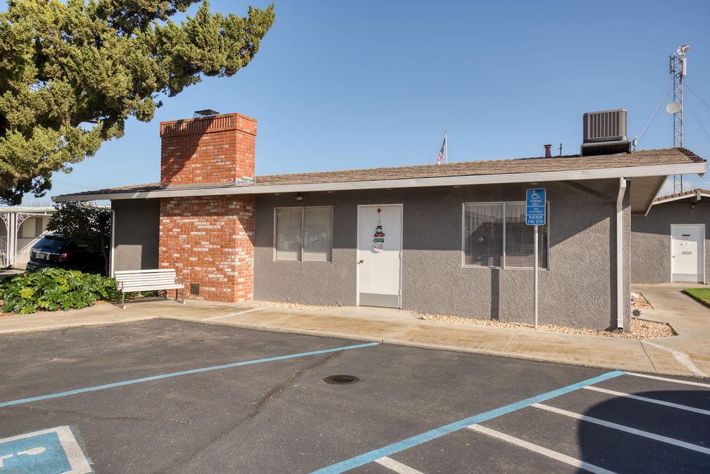 2505 Jackson Ave #179, Escalon, CA 95320