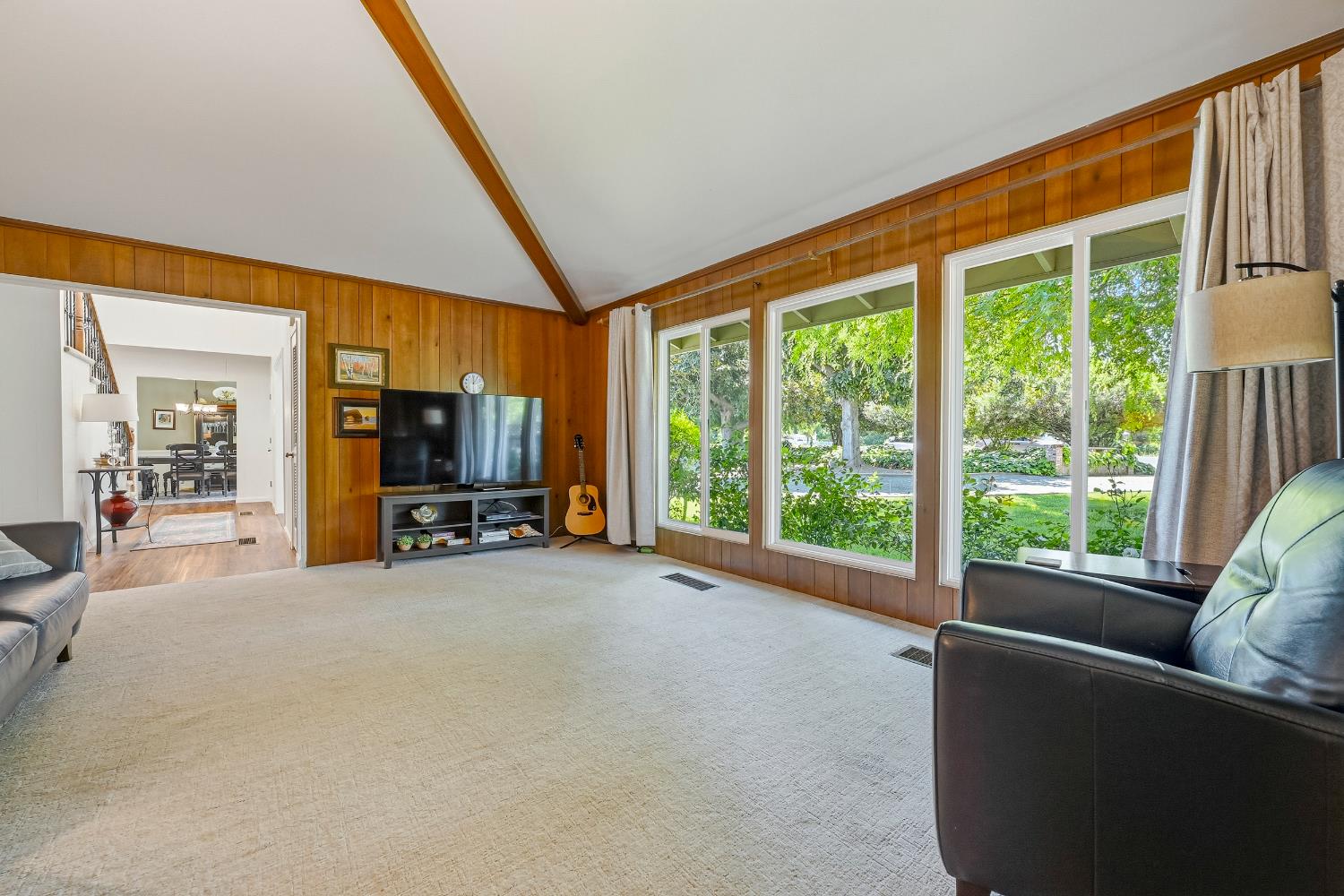 1035 E North Bear Creek Dr, Merced, CA 95340