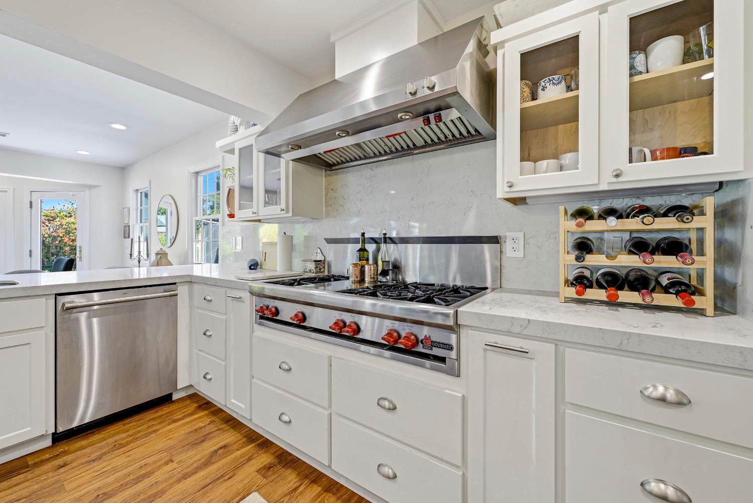 1035 E North Bear Creek Dr, Merced, CA 95340