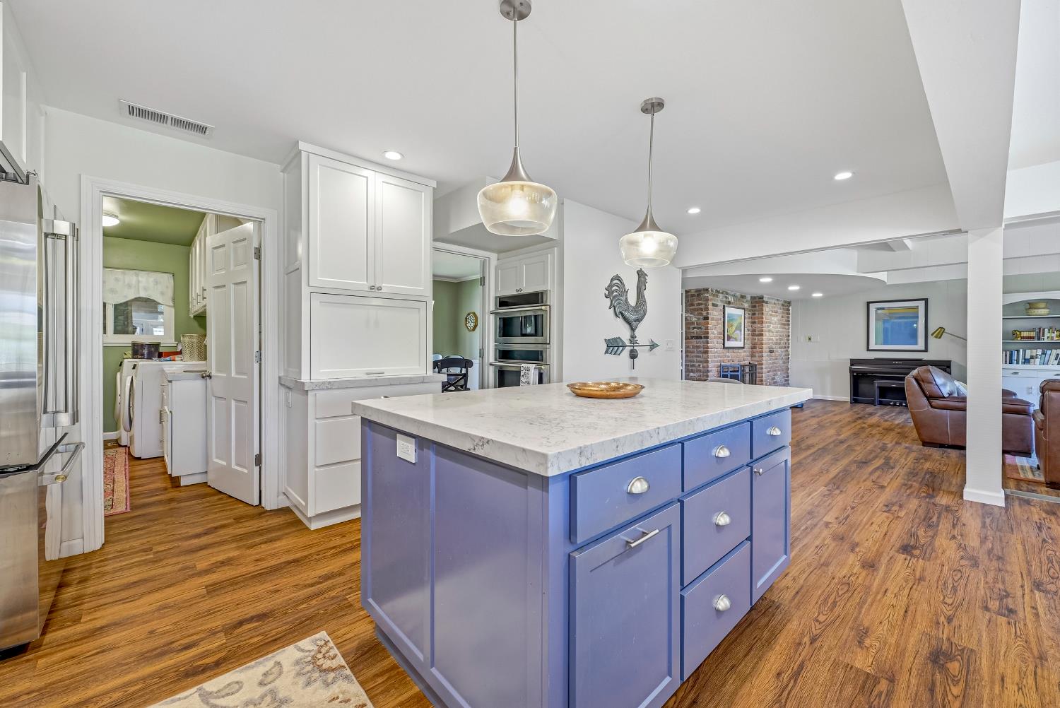 1035 E North Bear Creek Dr, Merced, CA 95340