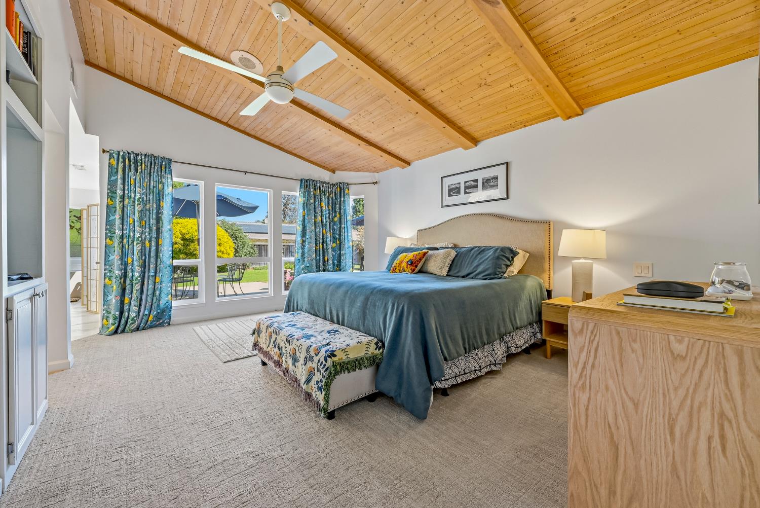 1035 E North Bear Creek Dr, Merced, CA 95340