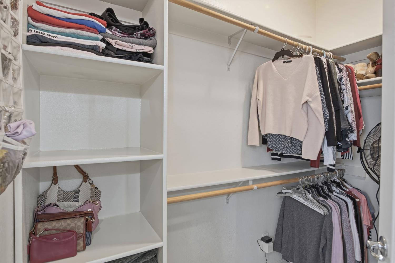 2117 B Vincent Ave, Hughson, CA 95326