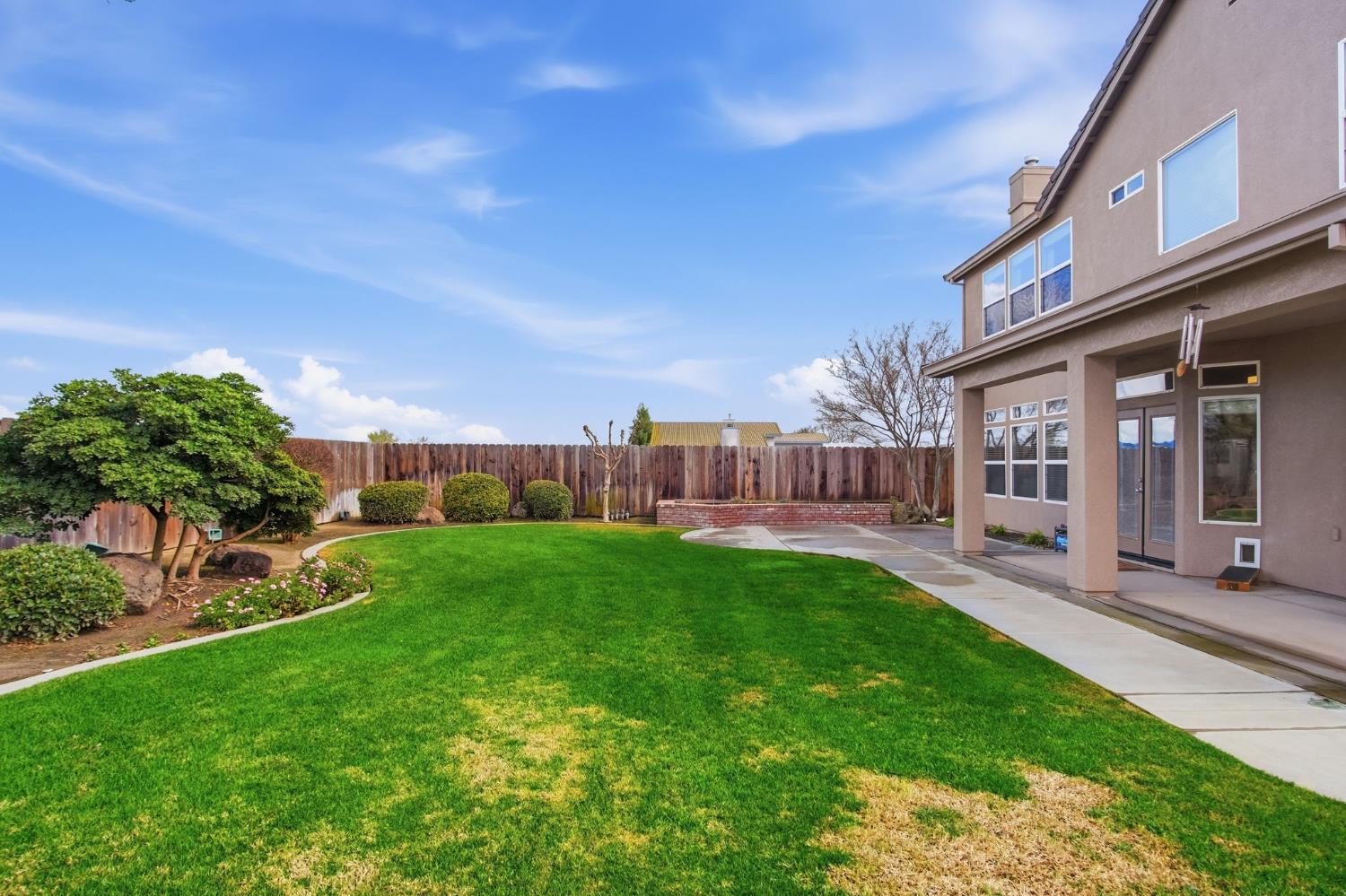 2117 B Vincent Ave, Hughson, CA 95326