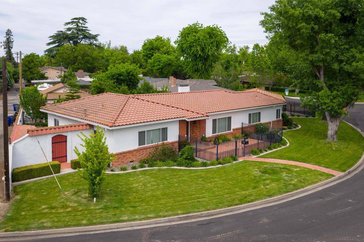 1021 Stanford Ave, Modesto, CA 95350