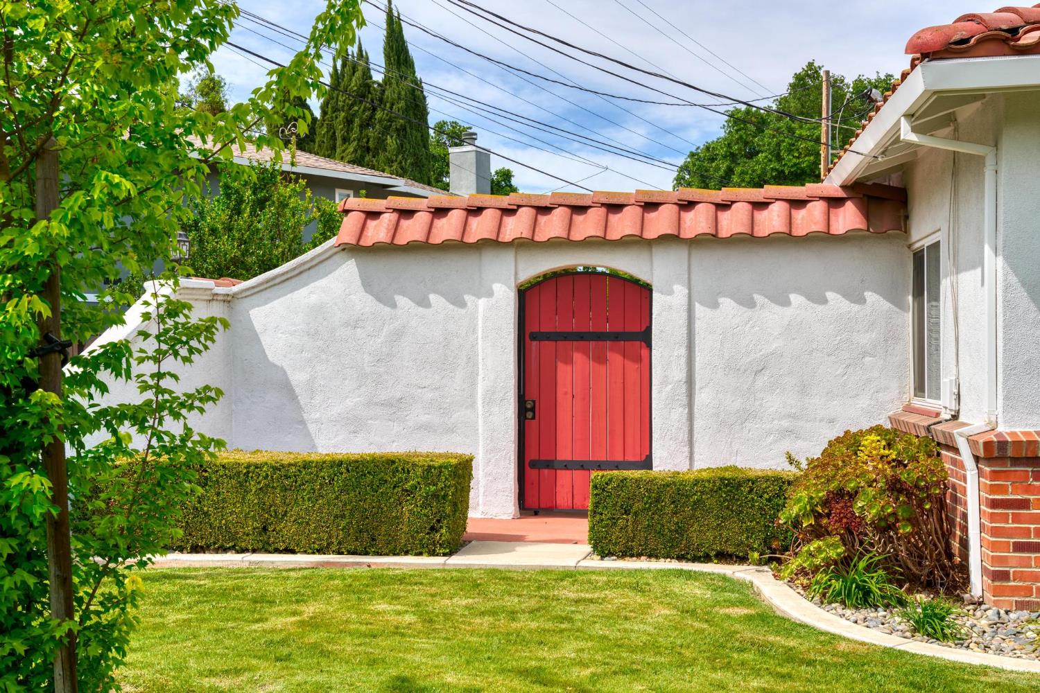 1021 Stanford Ave, Modesto, CA 95350