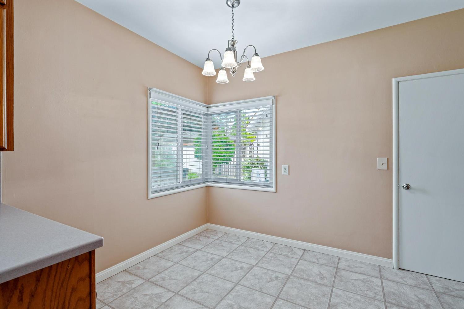 1021 Stanford Ave, Modesto, CA 95350