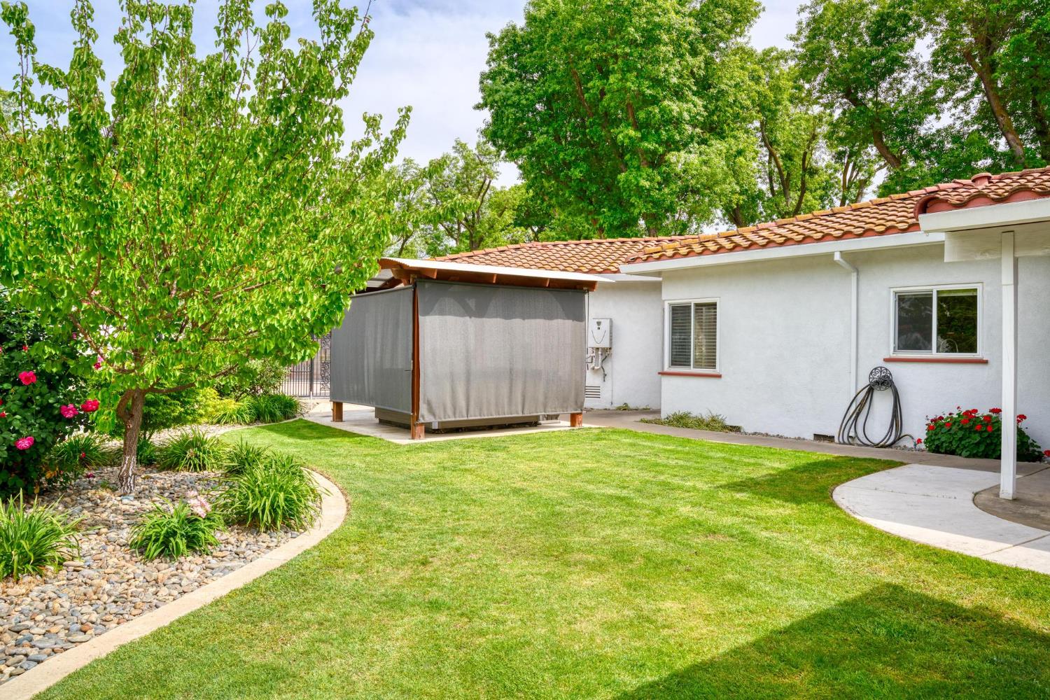 1021 Stanford Ave, Modesto, CA 95350