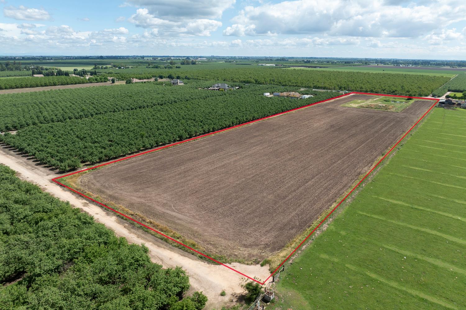 26149 Edwards Ave, Escalon, CA 95320