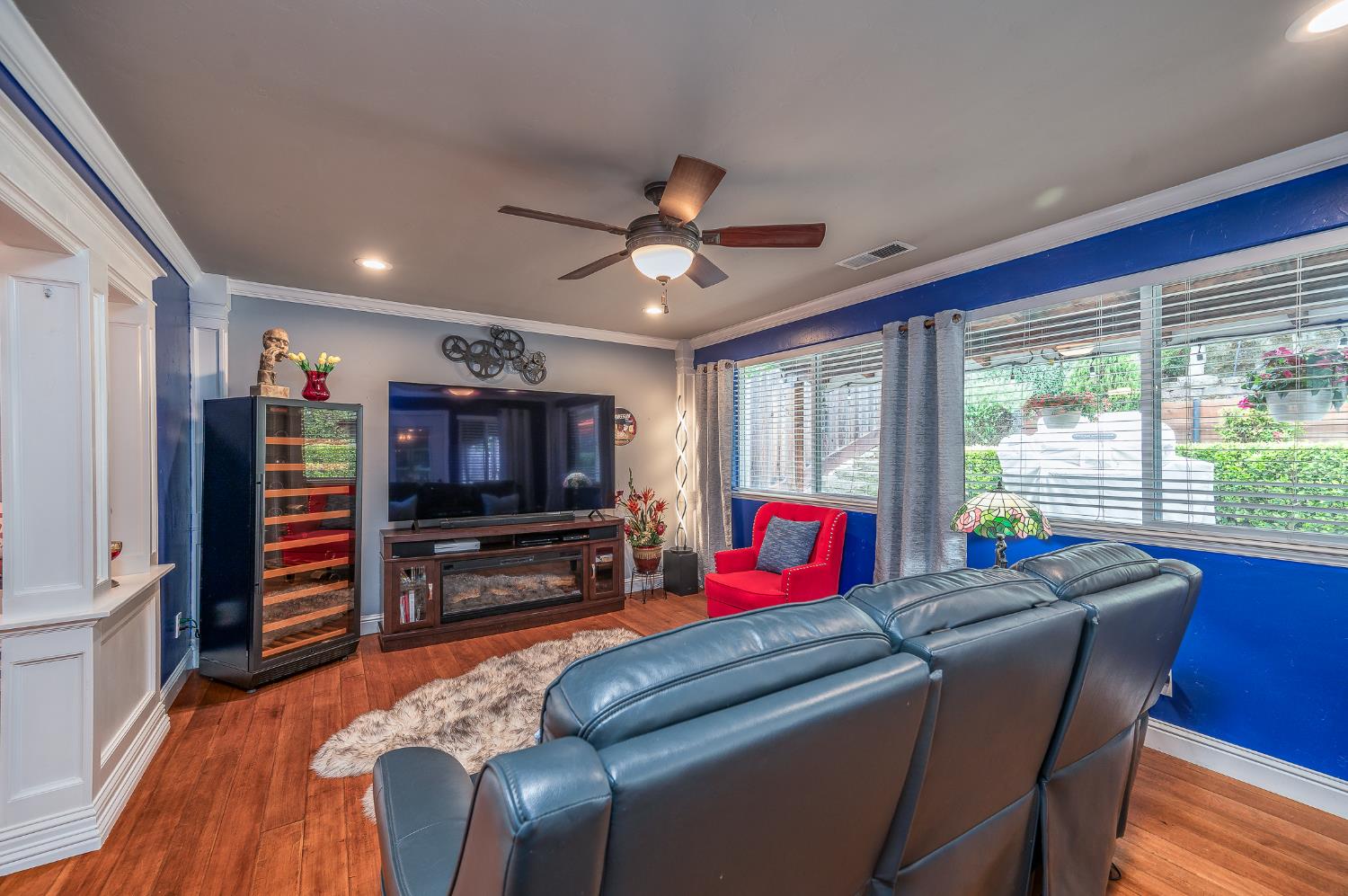 1253 River Bluff Dr, Oakdale, CA 95361