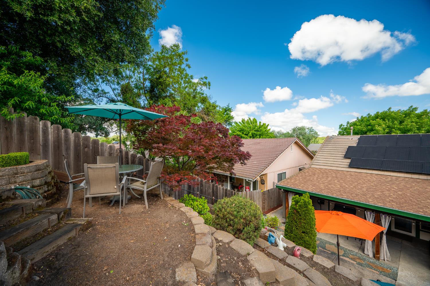 1253 River Bluff Dr, Oakdale, CA 95361