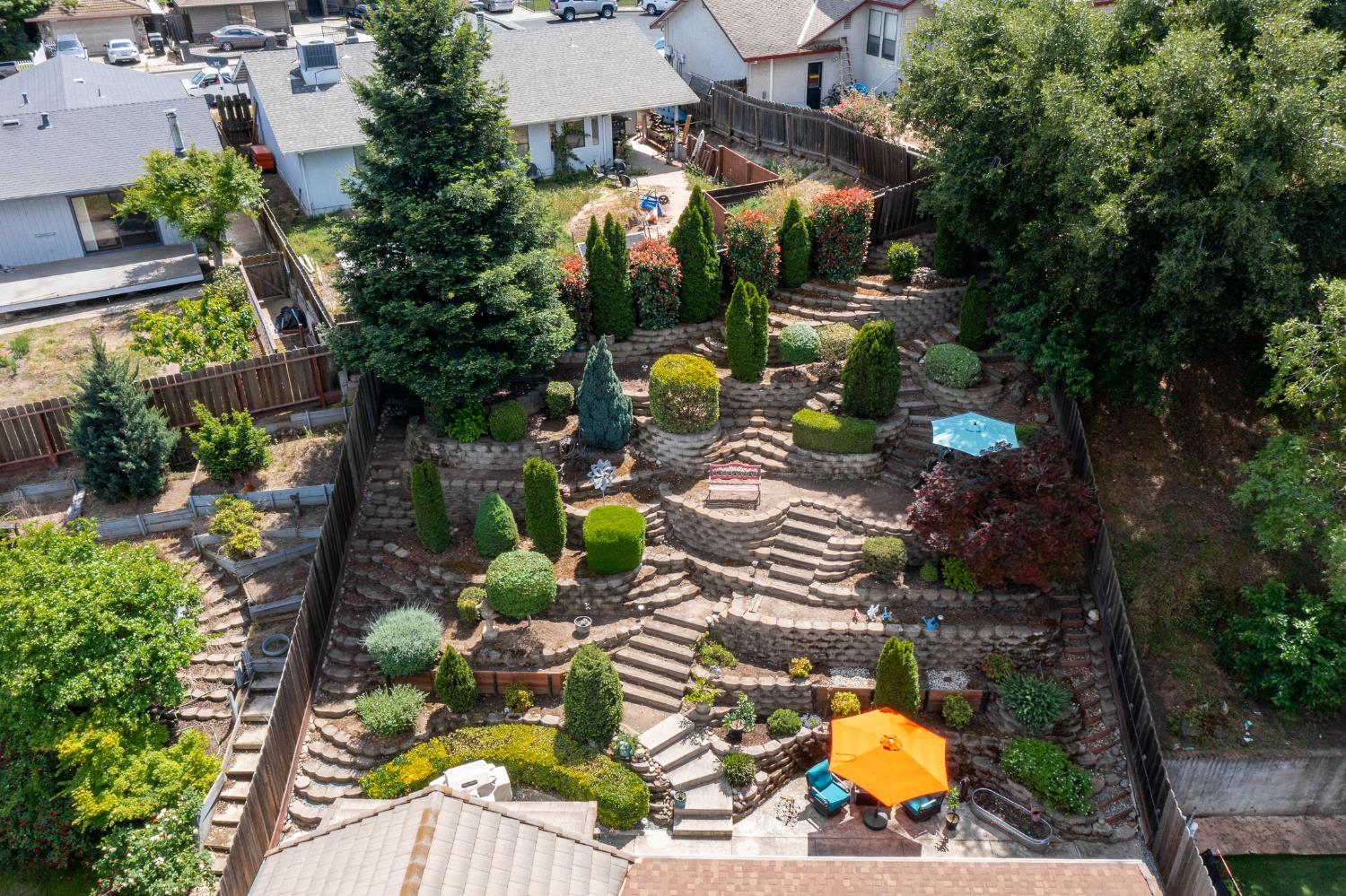 1253 River Bluff Dr, Oakdale, CA 95361