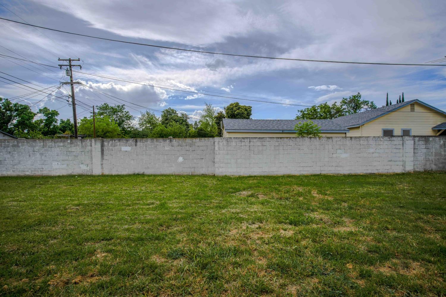 417 Maple St, Modesto, CA 95351