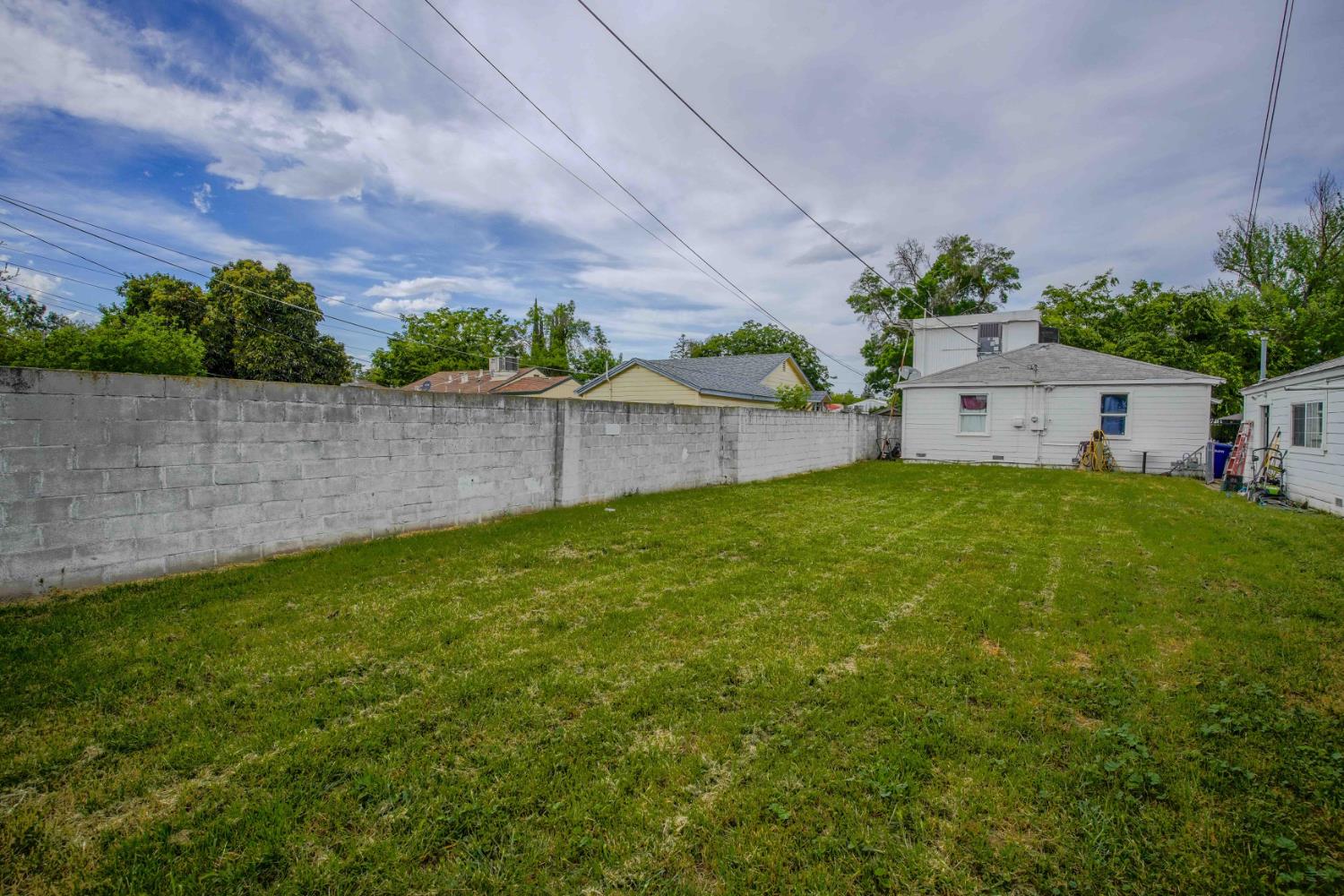 417 Maple St, Modesto, CA 95351