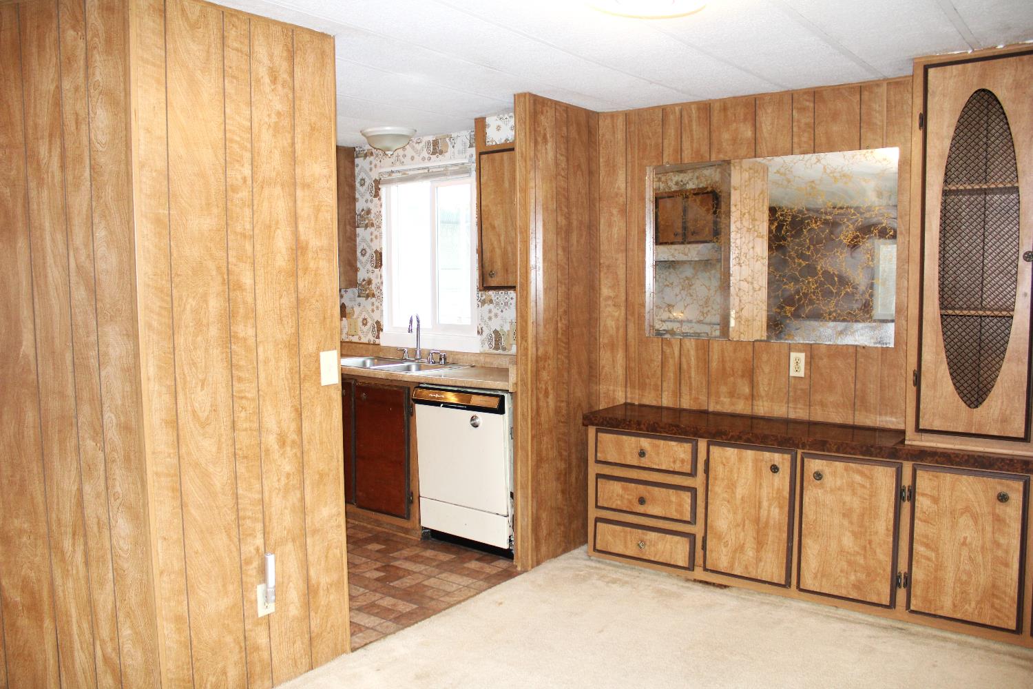 900 Old Stockton #124, Oakdale, CA 95361