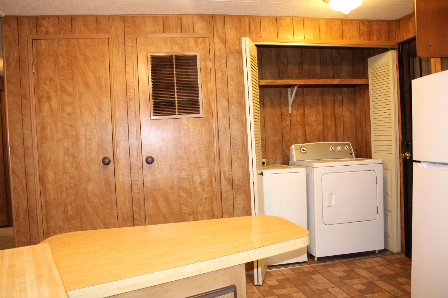 900 Old Stockton #124, Oakdale, CA 95361