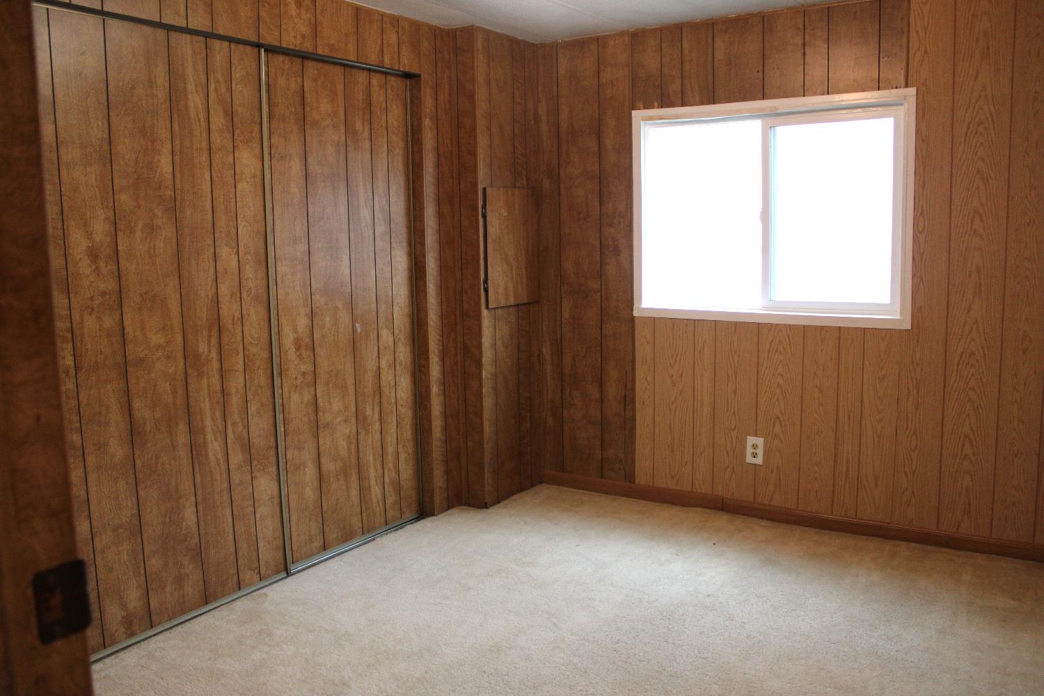 900 Old Stockton #124, Oakdale, CA 95361