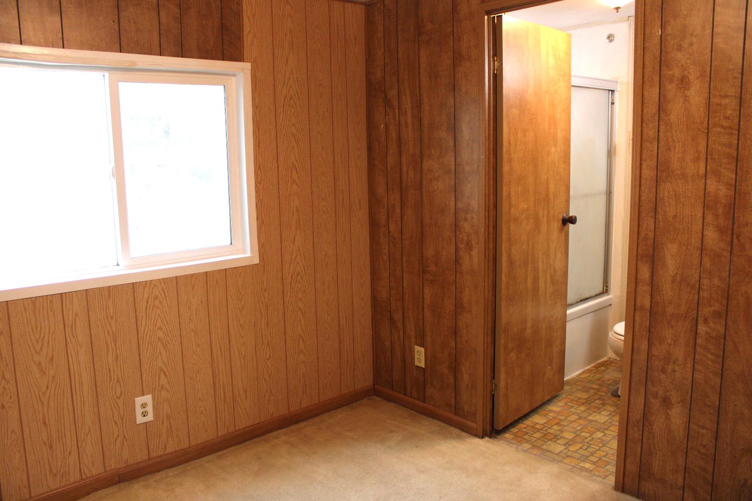 900 Old Stockton #124, Oakdale, CA 95361