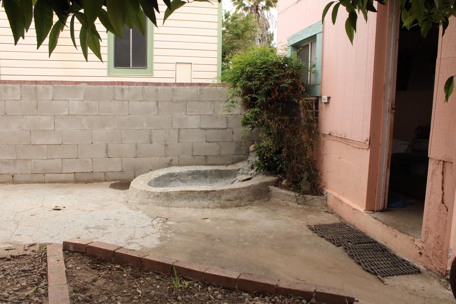 900 Old Stockton #124, Oakdale, CA 95361