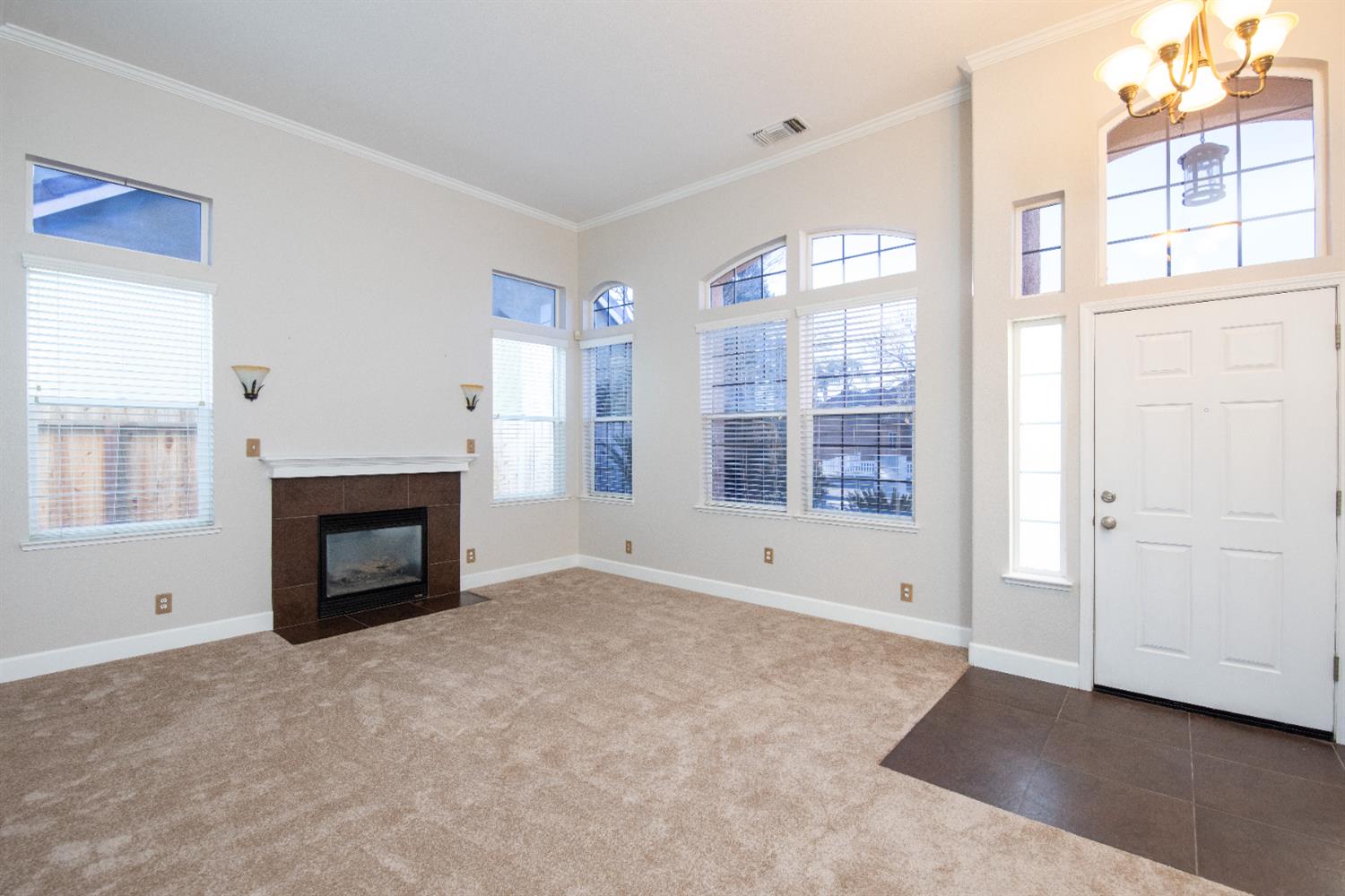 3601 Chant Dr, Modesto, CA 95355