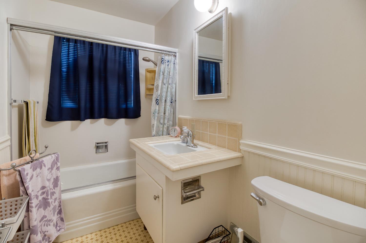 1612 Waverly Dr, Modesto, CA 95358