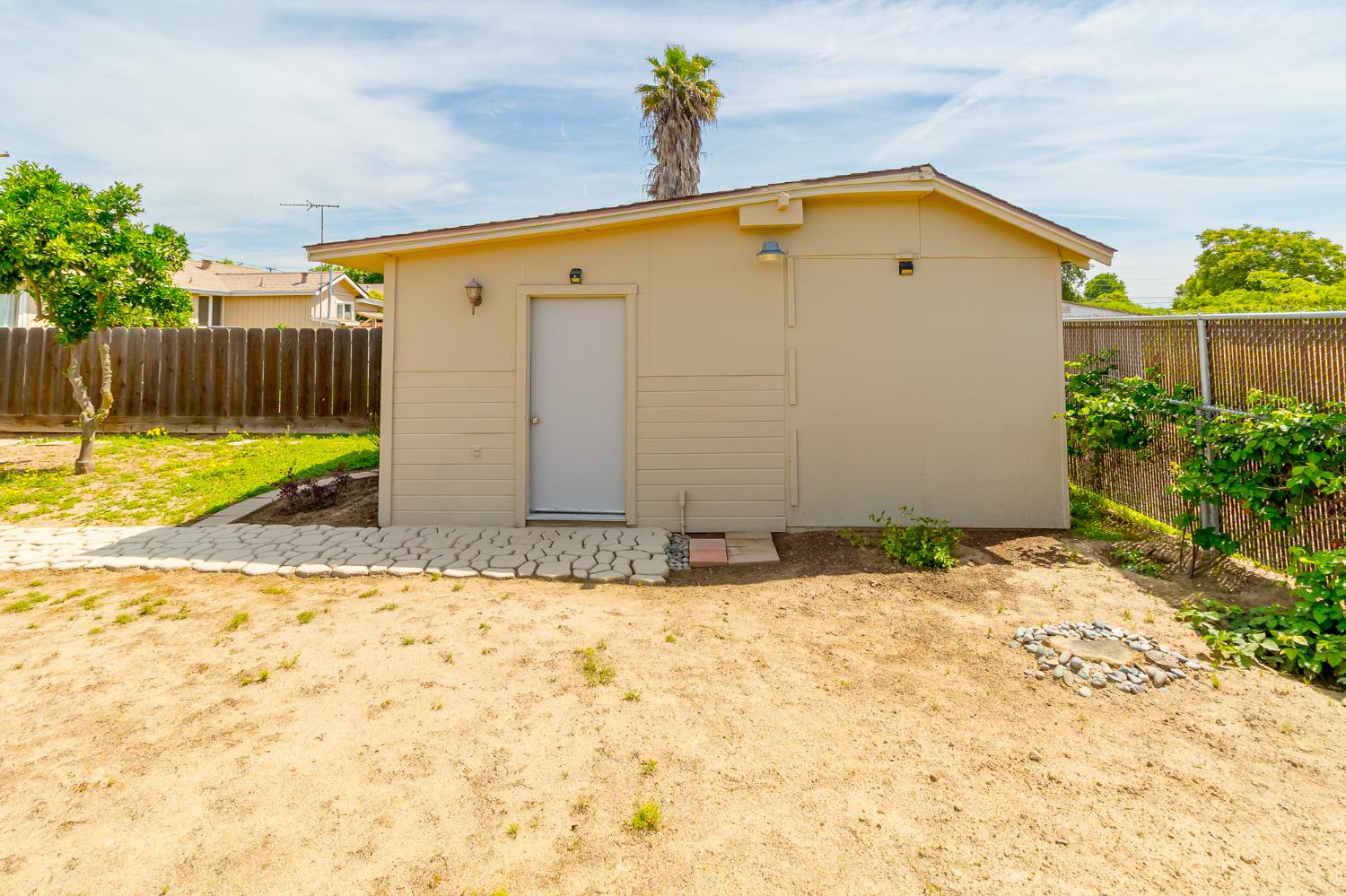 1612 Waverly Dr, Modesto, CA 95358