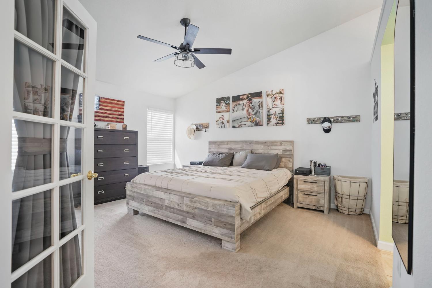 2354 Country Manor Dr, Riverbank, CA 95367