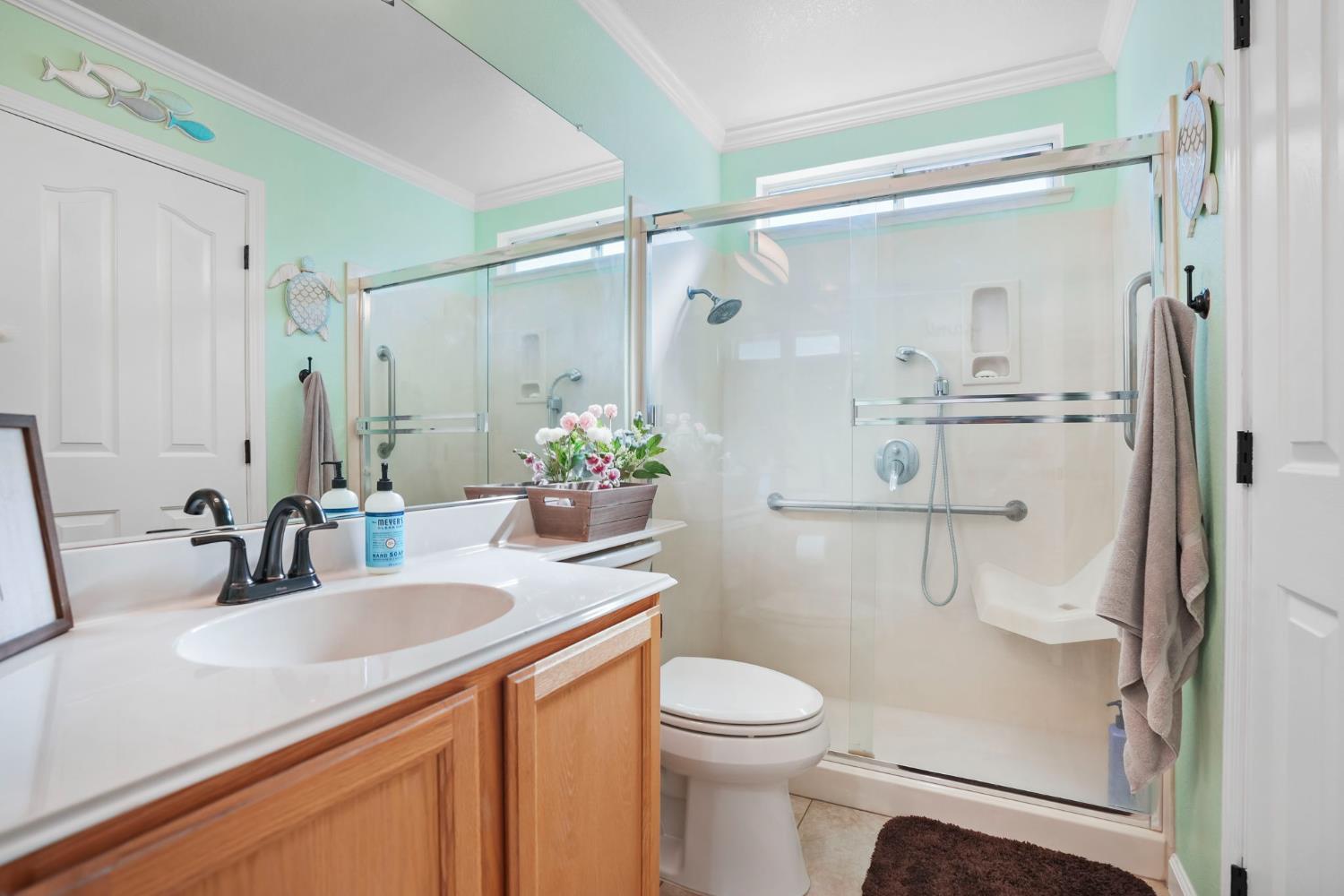 2354 Country Manor Dr, Riverbank, CA 95367