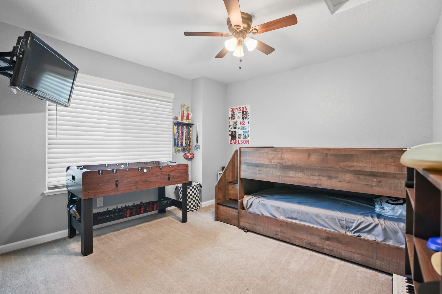 2354 Country Manor Dr, Riverbank, CA 95367