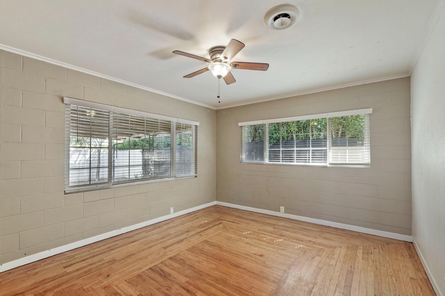 281 Lambuth Ave, Oakdale, CA 95361