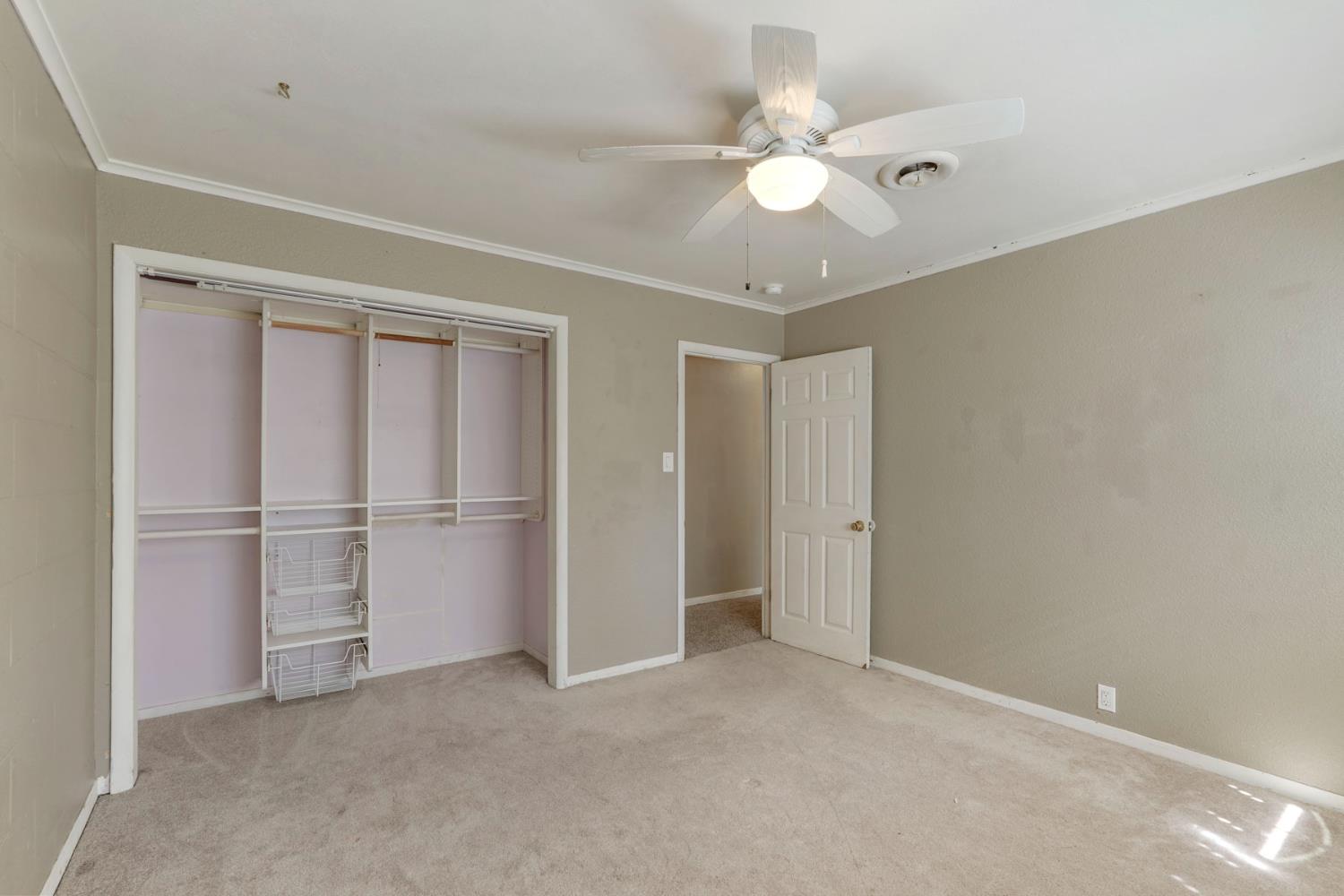 281 Lambuth Ave, Oakdale, CA 95361