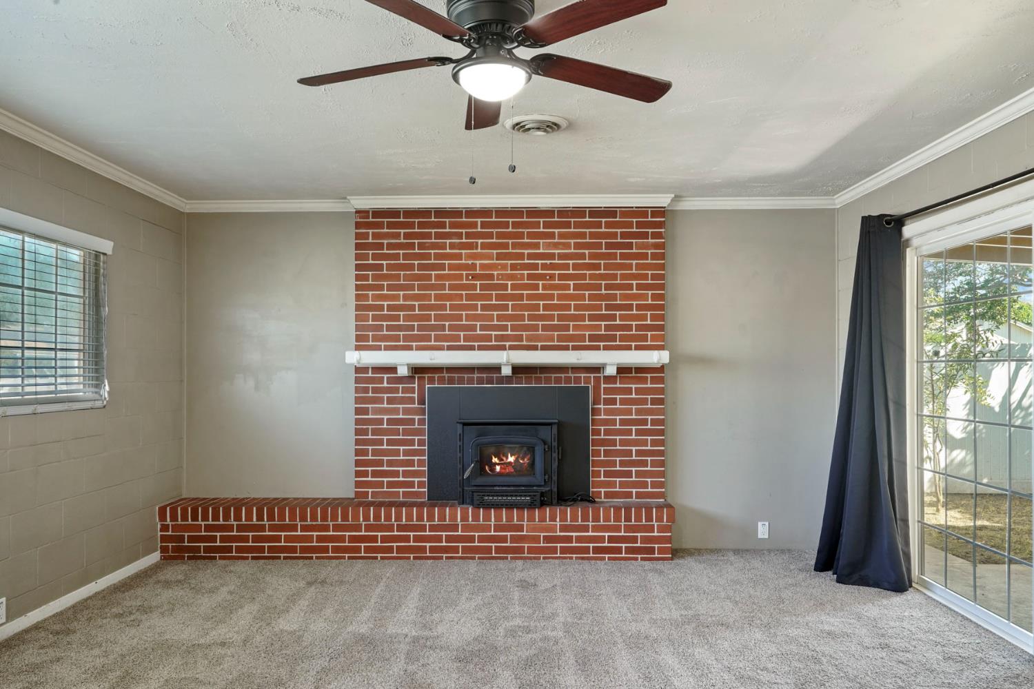 281 Lambuth Ave, Oakdale, CA 95361