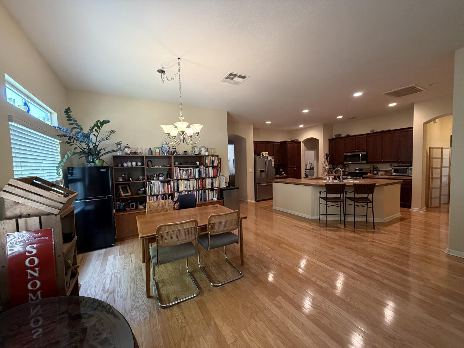 2859 Sierra Gold Ct, Riverbank, CA 95367