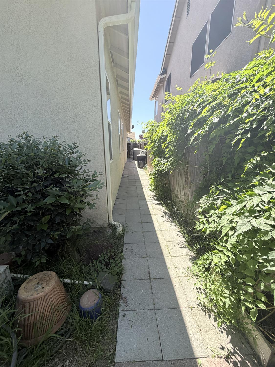 2859 Sierra Gold Ct, Riverbank, CA 95367